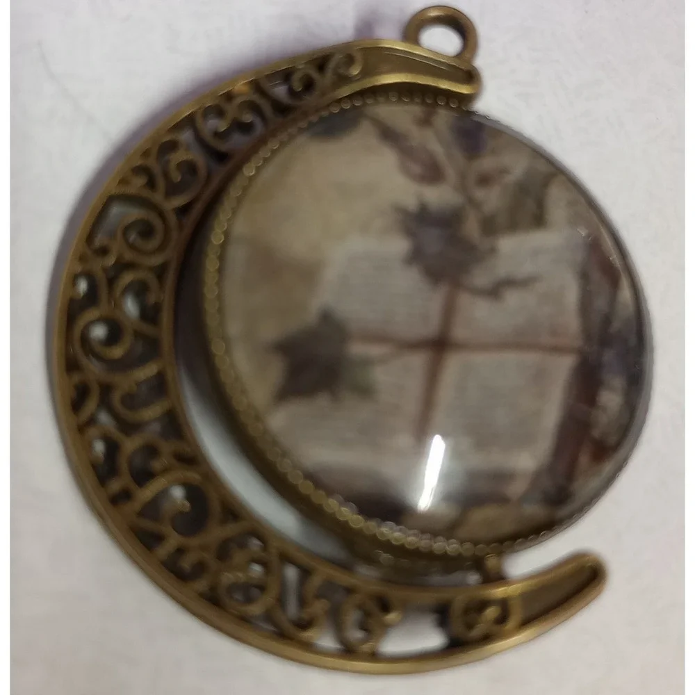 Halloween Witchcraft  2 Sided Moon Fidget Pendant‎ -Witch/Spellbook - Picture 2 of 2